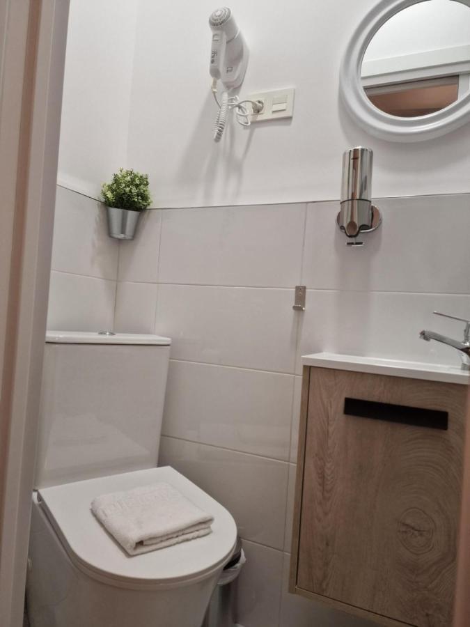 Hostal Esparteros Madrid Bagian luar foto